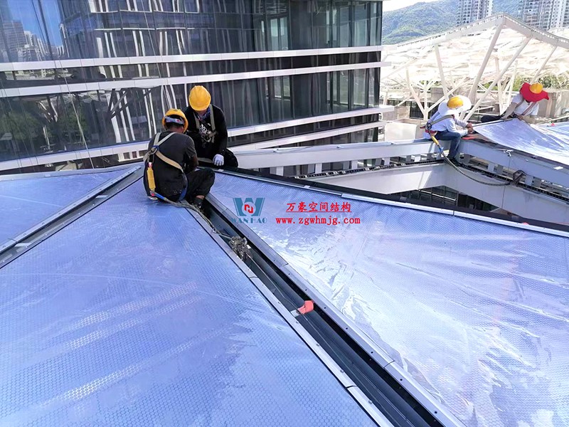 縱使烈日炎炎，腳步從未止歇！海南這個ETFE氣枕膜項目施工進度有最新消息